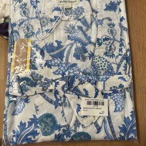 NWT - never opened-Roller Rabbit Blue and White Amanda Short Kimono Robe